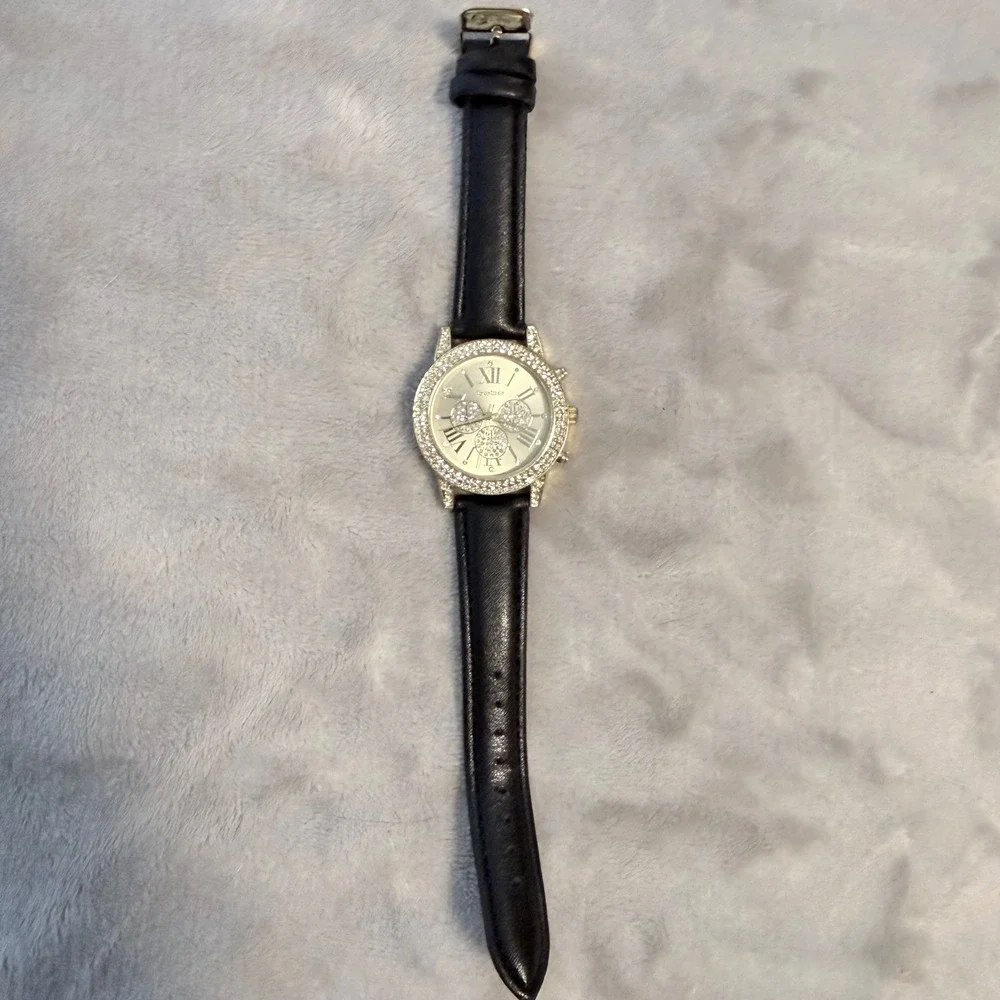 bebe BEB9196RO Rhinestone Gold Tone Black Strap Watch Y2K Glam Untested